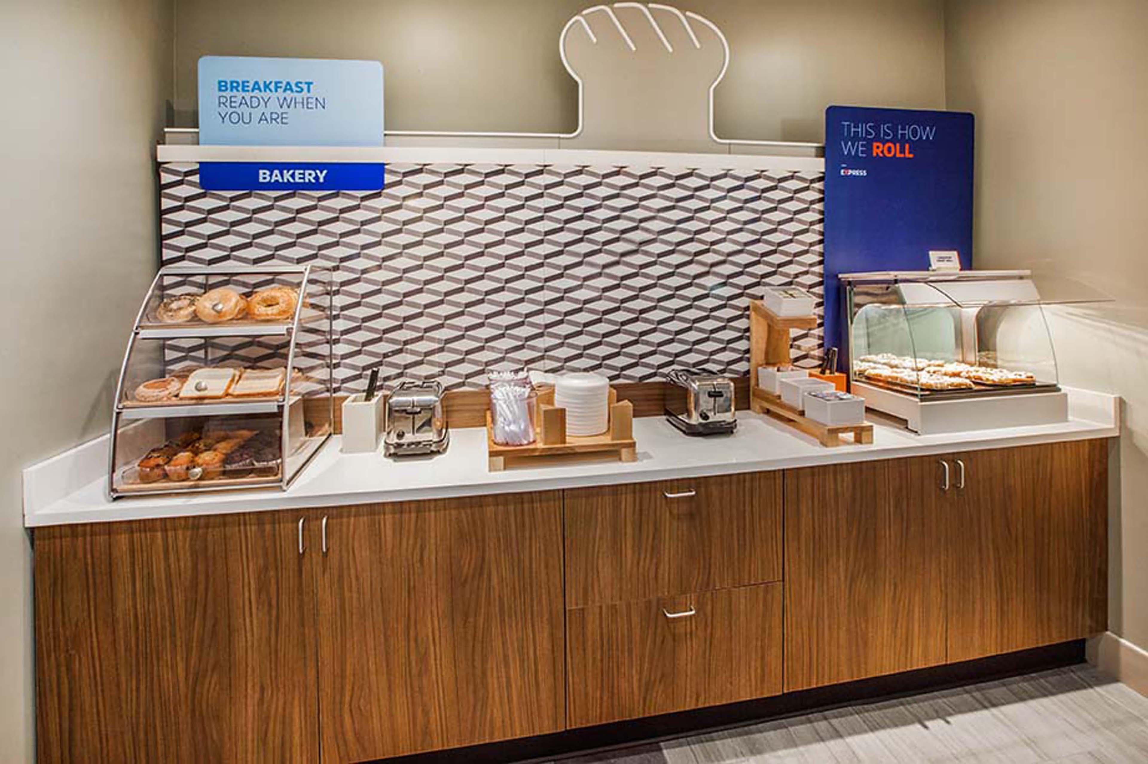 Holiday Inn Express Mineral Wells By Ihg Parkersburg Ngoại thất bức ảnh