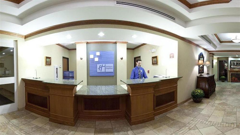 Holiday Inn Express Mineral Wells By Ihg Parkersburg Ngoại thất bức ảnh
